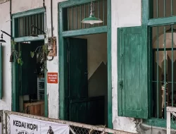 Cafe Uncle Jo, Tempat Nongkrong Asyik dengan Konsep Unik dan Makanan Jadul yang Kekinian
