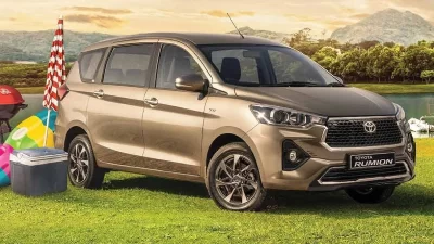 Mobil Kembaran Suzuki Toyota Rumion