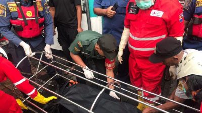 Petugas Jasa Marga Bogor