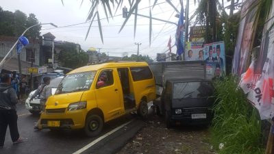 Tabrakan beruntun puncak bogor