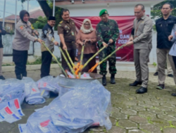 Jelang Pencobolosan, KPU Kota Bogor Musnahkan Ribuan Surat Suara