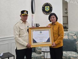 Komitmen Perangi Narkoba, Pj Bupati Bogor Dianugerahi Penghargaan P4GN oleh BNN Provinsi Jawa Barat