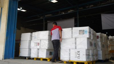 Pemkab Bogor Bersama KPU Sudah Mulai Distribusikan Logistik Pilkada 2024 ke Gudang KPU Kecamatan